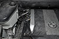 Foto z montáže LPG - BMW X5 4,4