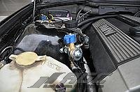 Foto z montáže LPG - BMW 328 2,8