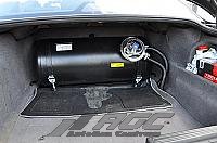 Foto z montáže LPG - BMW 728i 2,8