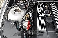 Foto z montáže LPG - BMW 330Xi E46 3,0