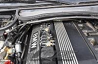 Foto z montáže LPG - BMW 330Xi E46 3,0